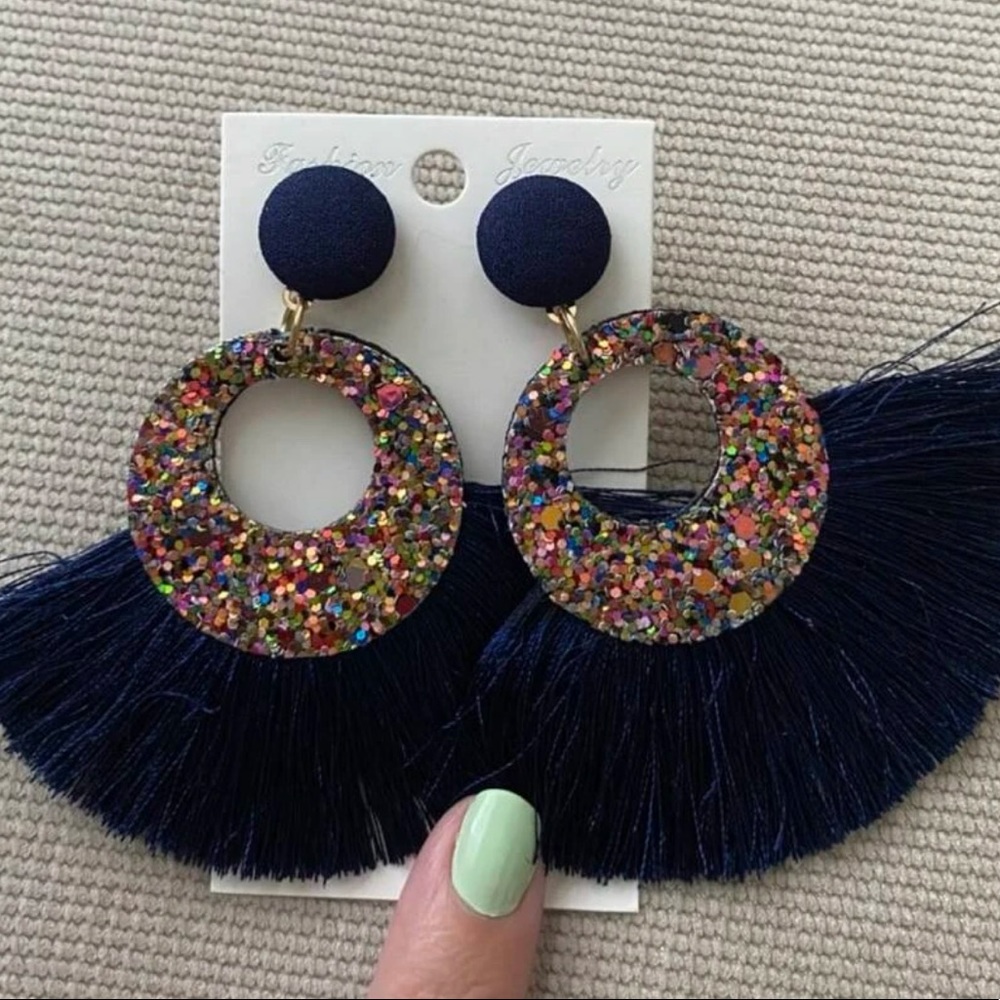 7/$35✨Boho Dazzling Tassel Fringe Blue Multicolor Sequin Statement Earrings NWT - Picture 9 of 10